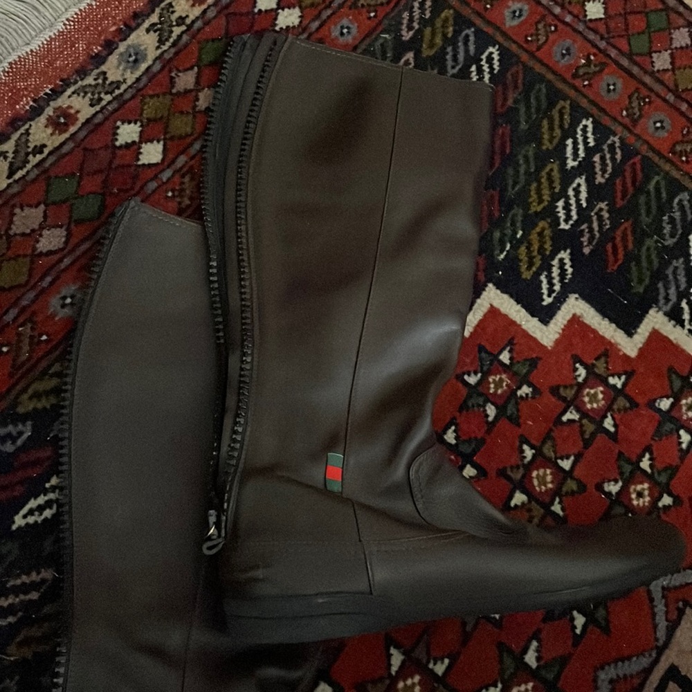 Gucci riding boots size 39 as euro in us size feels like 9